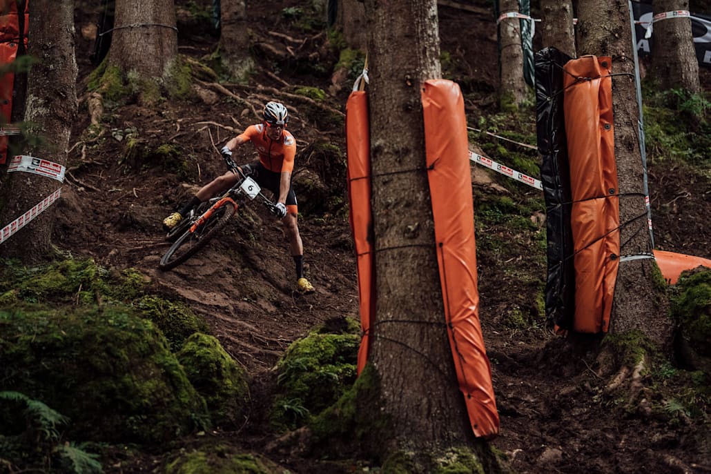 开云体育网页版登录入口-体育彩虹：赛场上的各色风采令观众惊叹连连的简单介绍