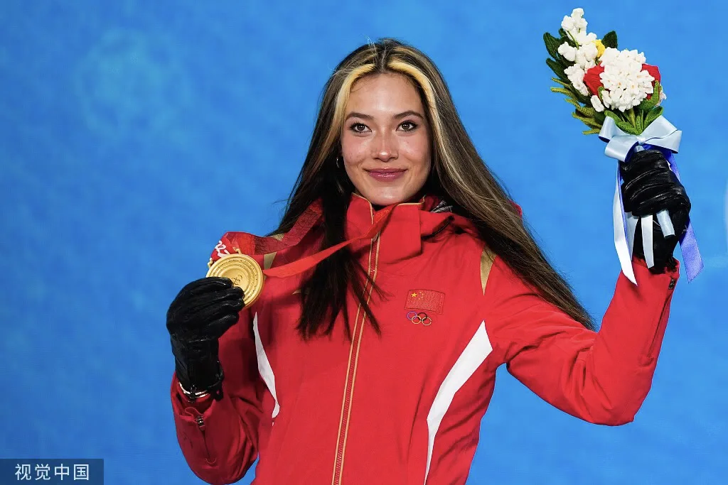 开云体育地址-彼得堡联客场苦战获胜，登上领奖台