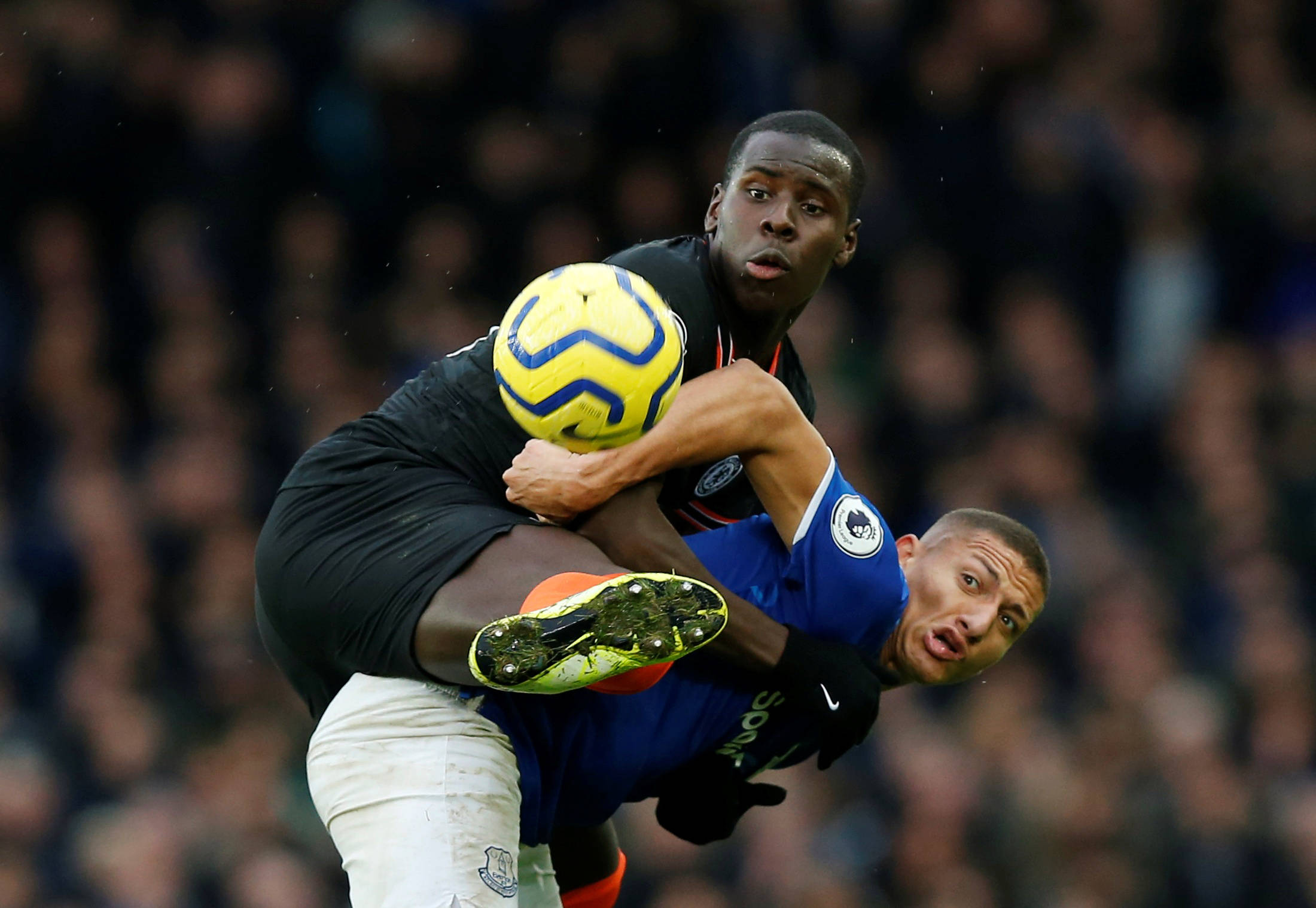 开云体育登录-关于埃弗顿球员因伤缺席比赛，球队实力受损的信息