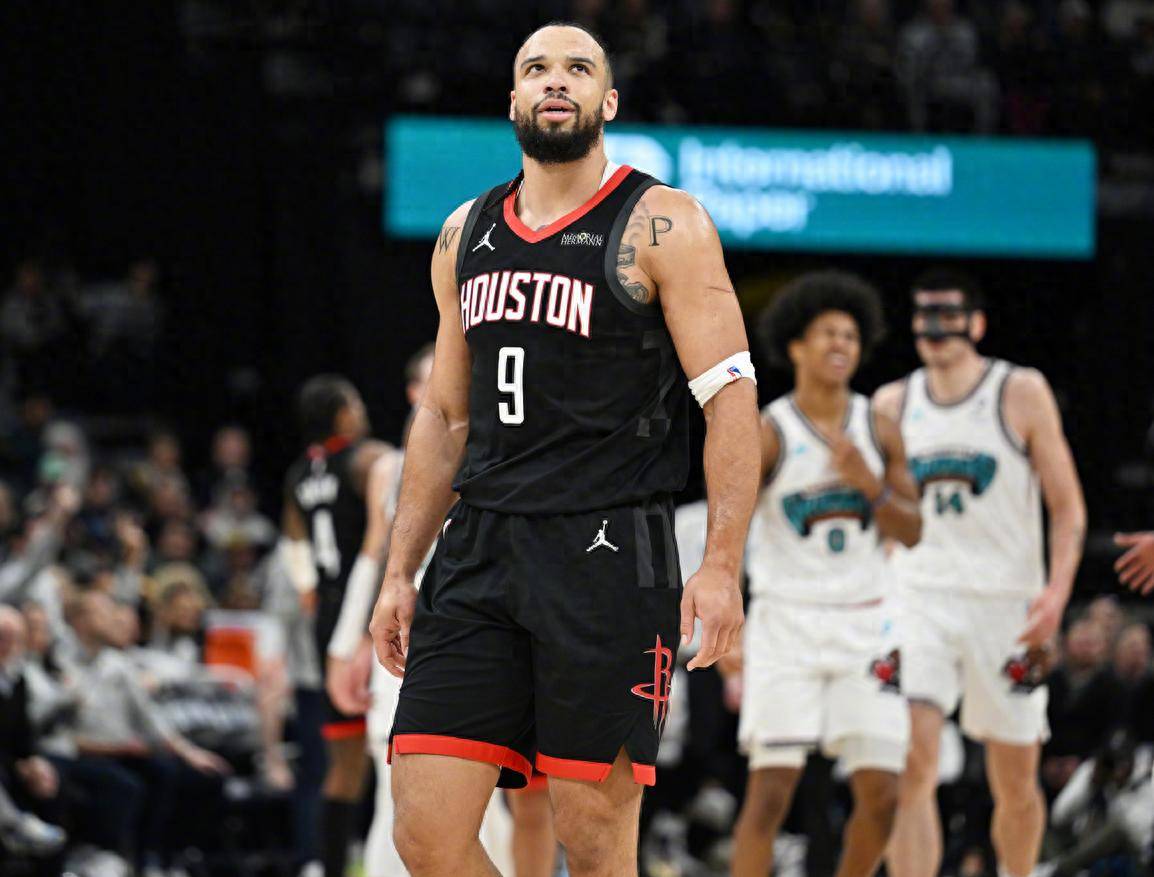 火箭连续三场失利，球队陷入困境