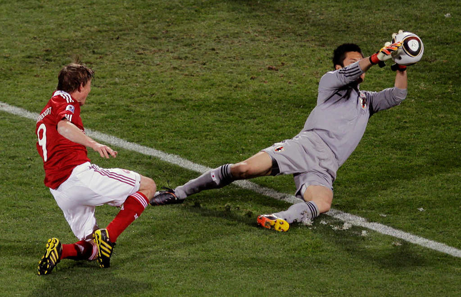 关于精彩瞬间：百米赛道风云变幻的信息