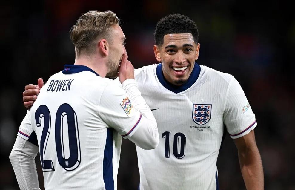 英格兰队大胜匈牙利,豪取三分 英格兰队大胜匈牙利,豪取三分