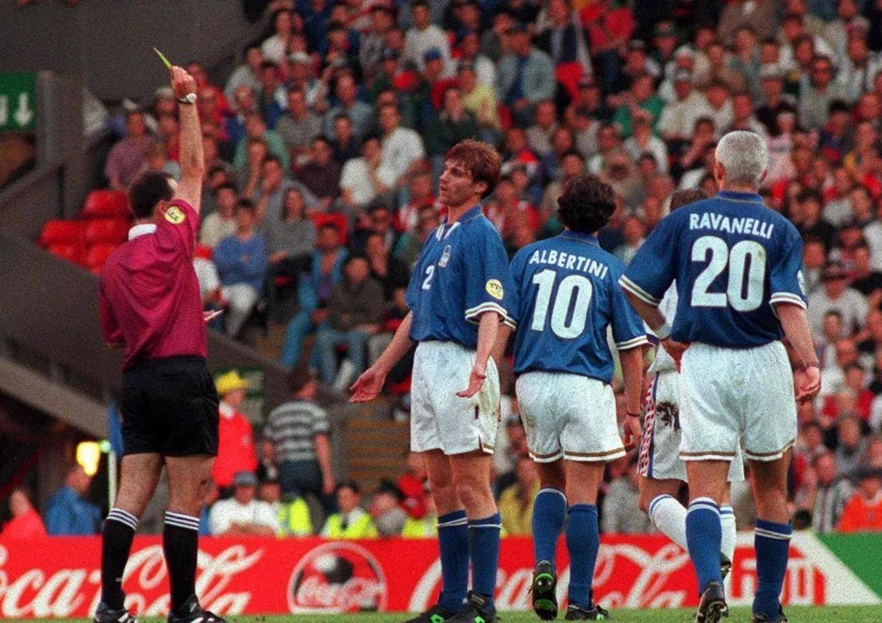 关于意大利队表现抢眼，晋级淘汰赛轻松达标的信息