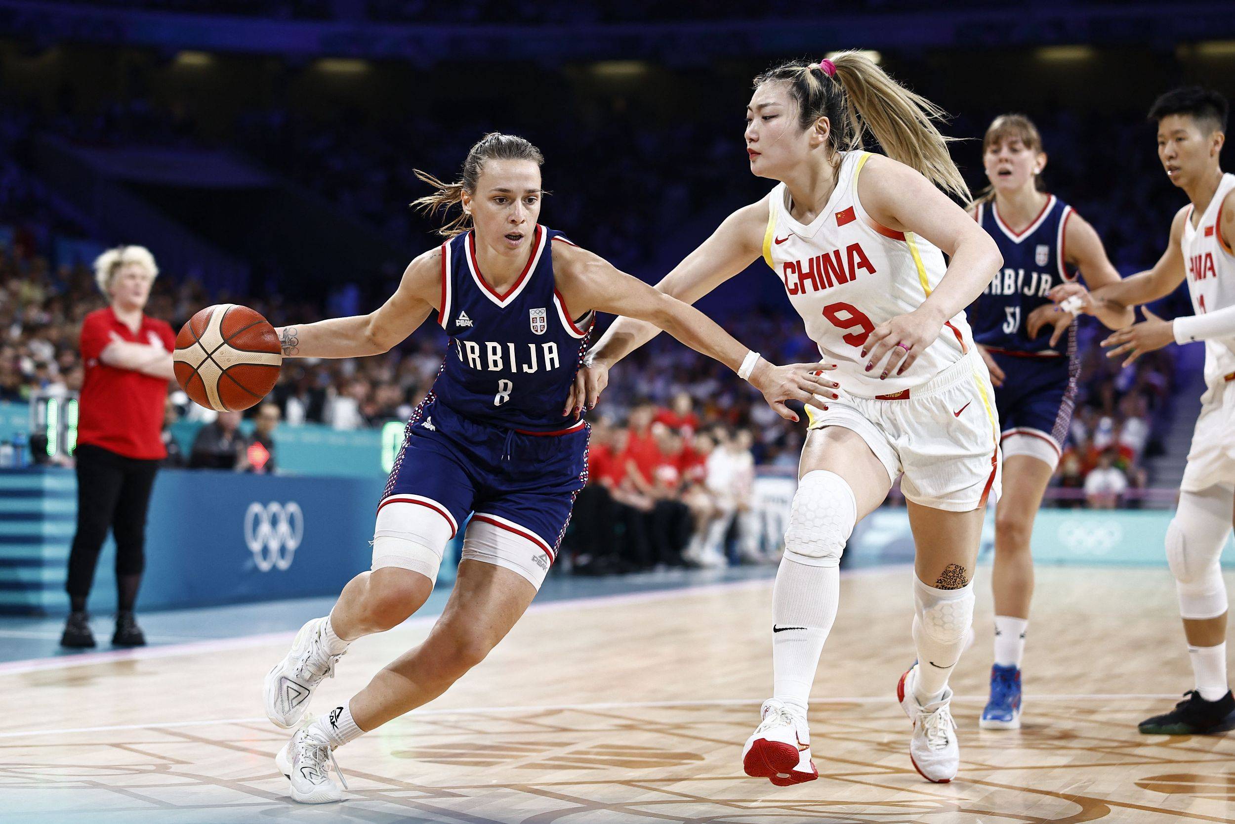 开云体育地址-波兰主场不敌瑞典，出线前景岌岌可危