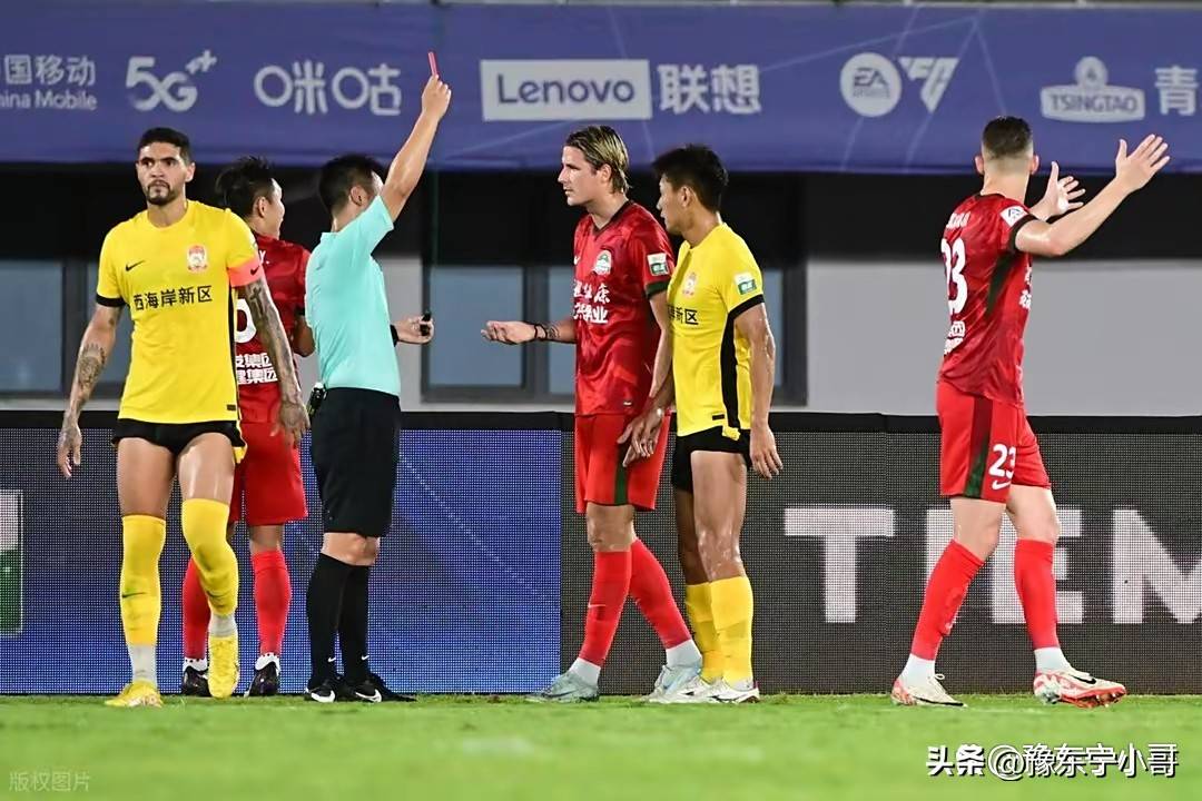 联赛首发方式改变,球队战术调整突显 联赛首发方式改变,球队战术调整突显