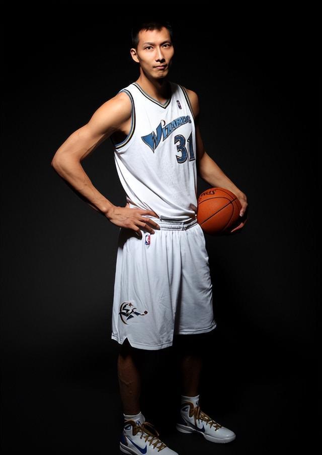 篮球明星再添新秀,男篮队备战壮大篮球运动实力的简单介绍 篮球明星再添新秀,男篮队备战壮大篮球运动实力的简单介绍