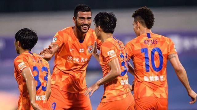 关于广州富力战绩起伏，山东鲁能前程光明的信息