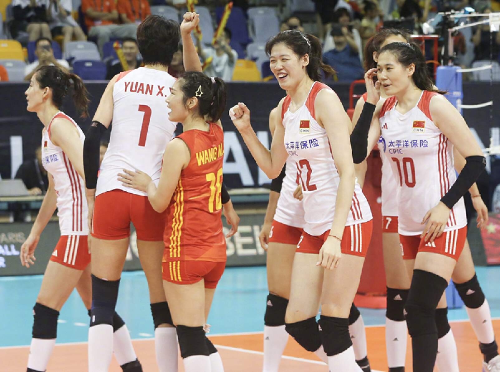 中国代表团表现出色，囊括多面金银铜