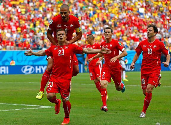 包含瑞士险胜爱尔兰，出线形势稍稍乐观的词条