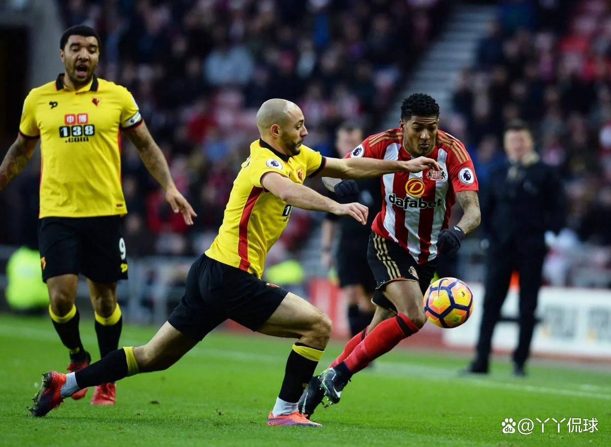 开云体育地址-沃特福德主场惨败，排名逐渐下滑