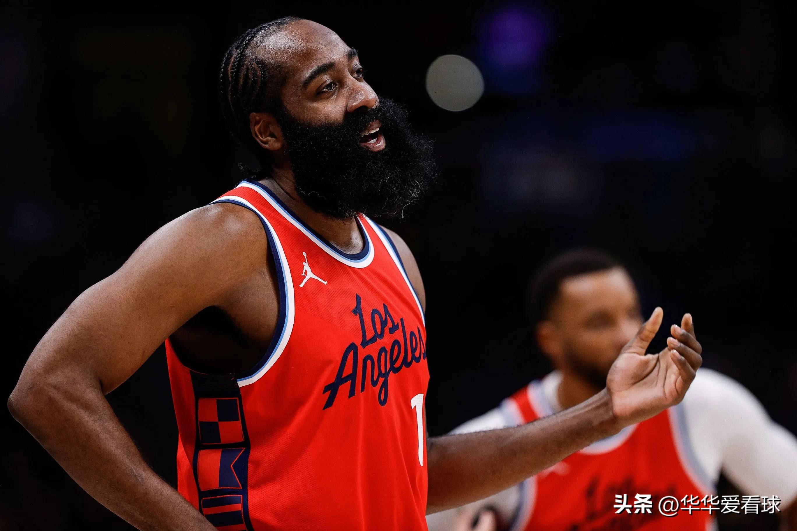 开云体育-关于快船队客场取胜，领跑西部积分榜的信息