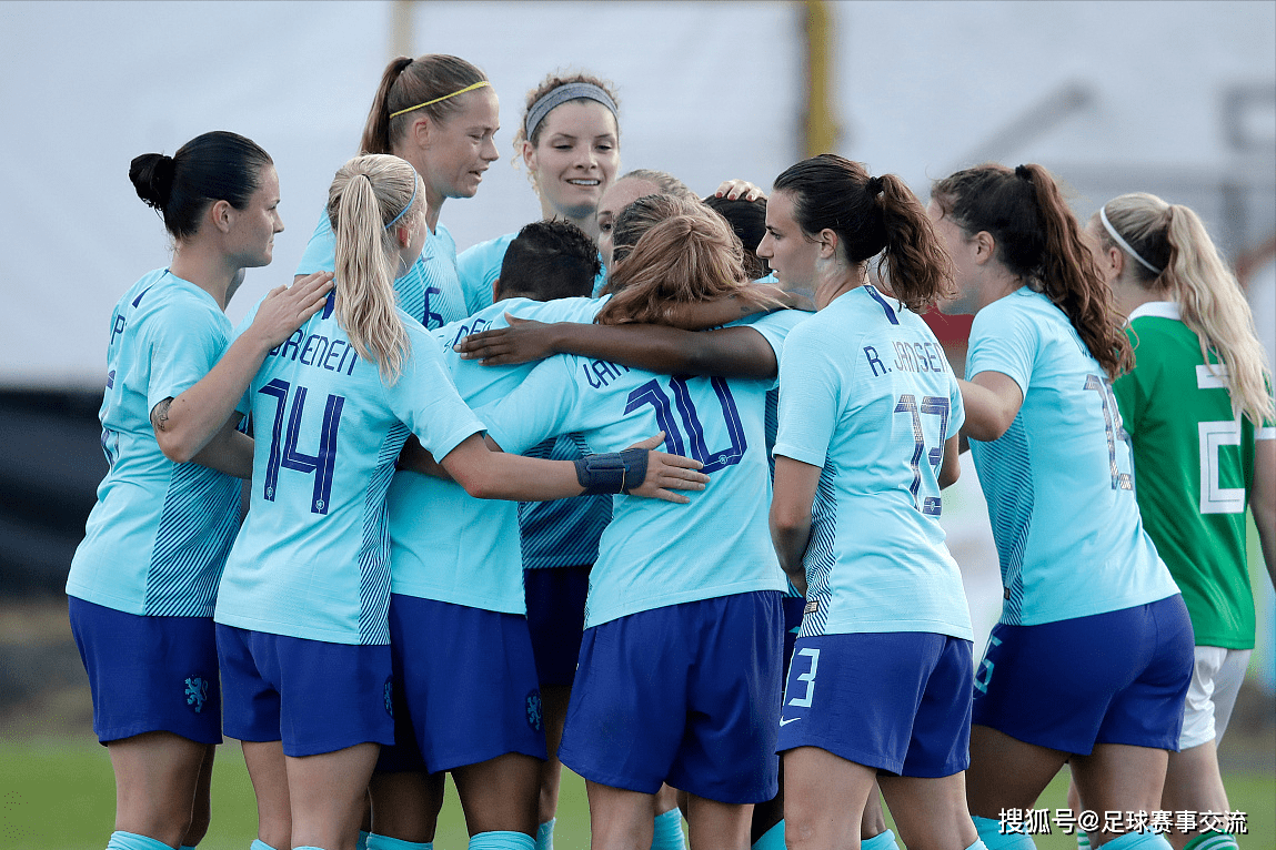 新西兰女足比赛展现韧性精神